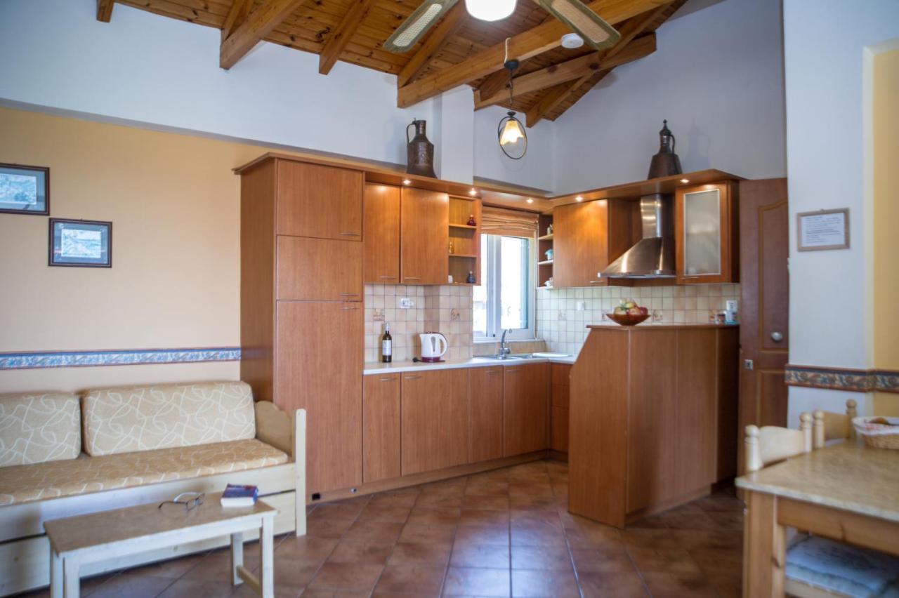 Amalia Apartments Stoupa Bagian luar foto