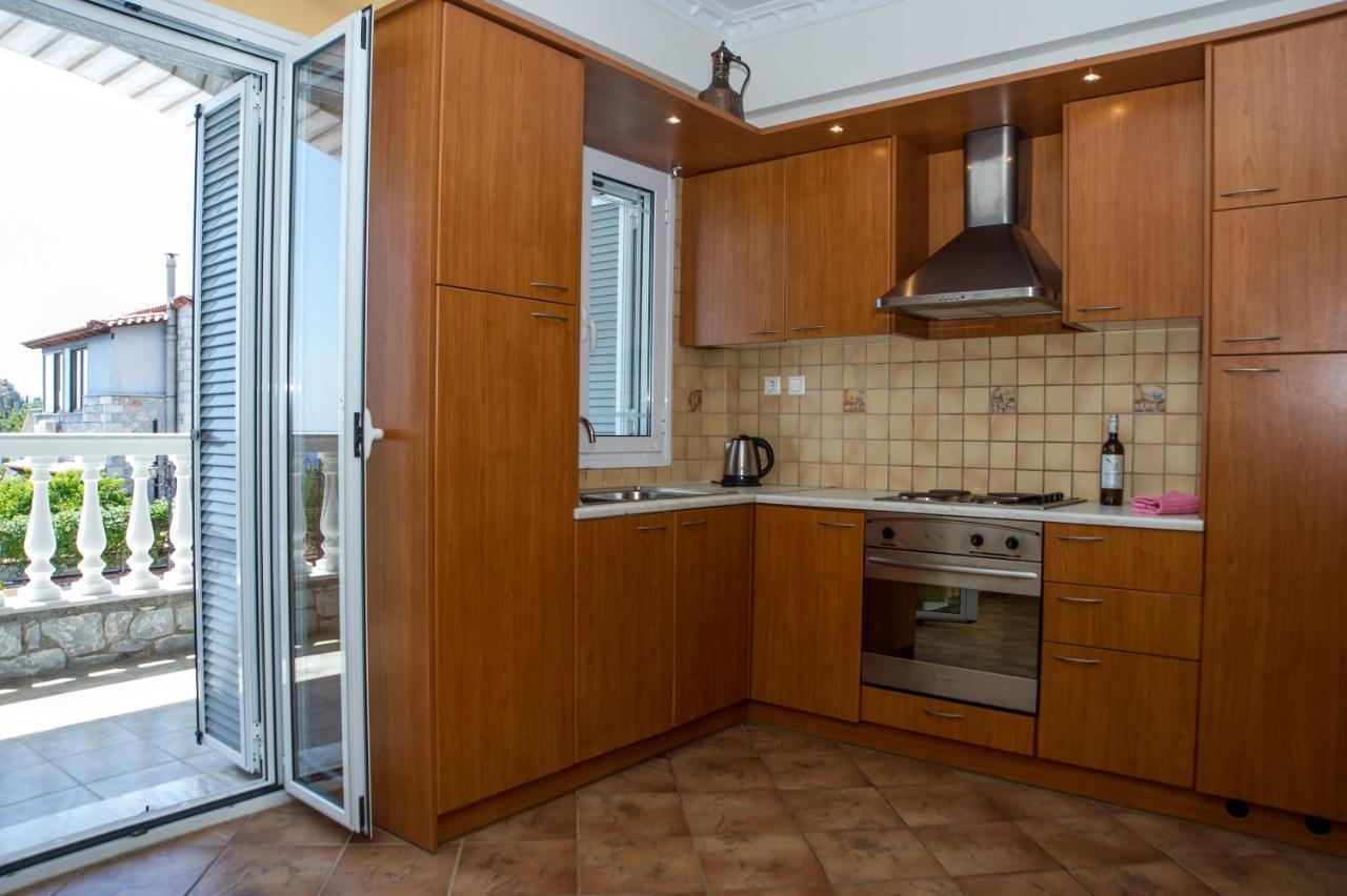 Amalia Apartments Stoupa Bagian luar foto
