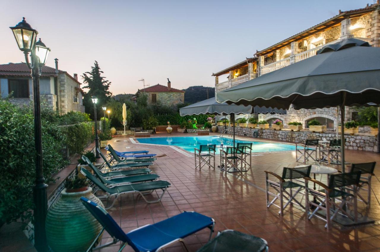 Amalia Apartments Stoupa Bagian luar foto