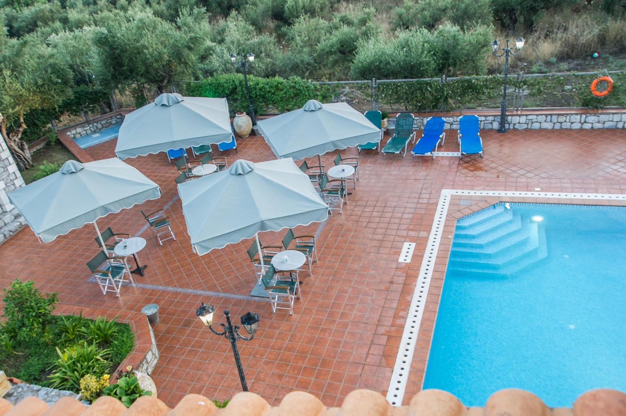 Amalia Apartments Stoupa Bagian luar foto